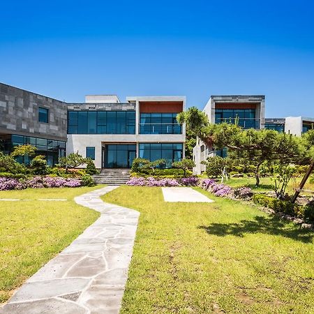 Cobeach Familiar Pension Sogüpcho Exteriér fotografie