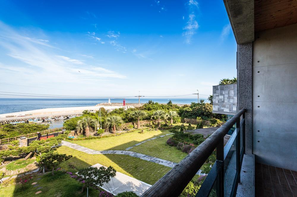 Cobeach Familiar Pension Sogüpcho Exteriér fotografie